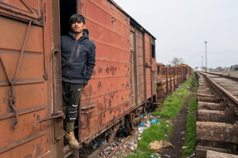 EU welcomes Ukrainian refugees — but not Afghans
