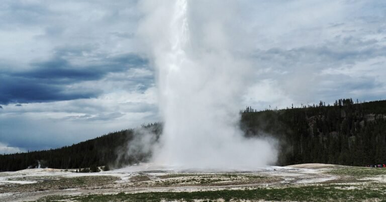 Scientists Map Yellowstone’s Plumbing With … a Helicopter