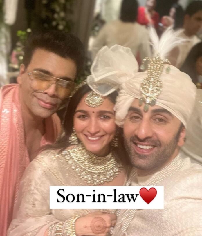 KJo has the sweetest wishes for the couple of the hour, Ranbir & Alia
.
.
#ranbi