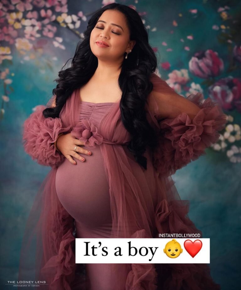 &  blessed with a baby boy! Congratulations to the duo
.
.
#bhartisingh #harshl