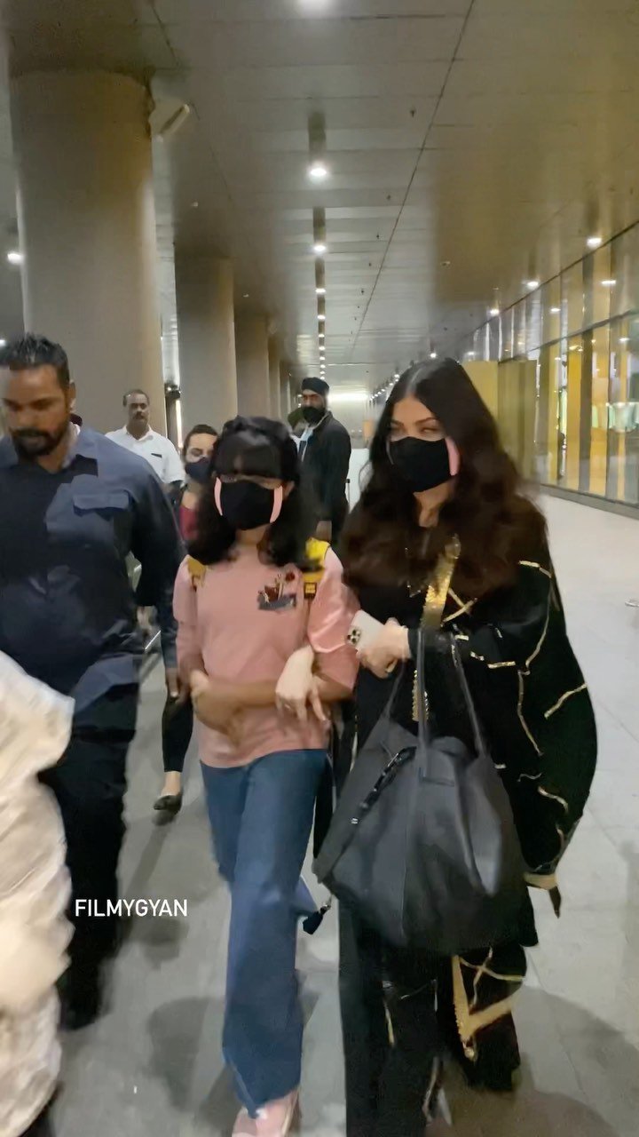 Aishwarya Rai Bacchan with daughter Aaradhya landed back to Bombay from Abu Dhab